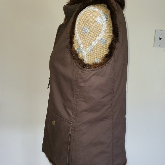 Faux Fur Lined Vest - Picture 3 of 8